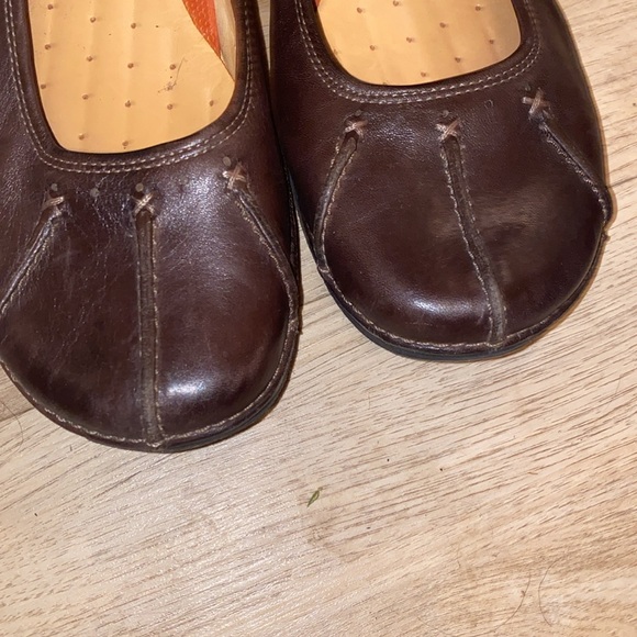 Clarks Unstructured brown flats business shoes 9.5 - Picture 3 of 7
